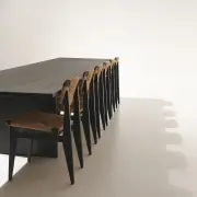 Stół Private 320 cm ciemny dąb Gubi