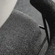 Krzesło Violin Karakorum Dedar 004 Gubi
