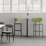 Krzesło barowe Coco Velvet Grey Green Gubi