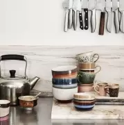 Pojemnik ceramiczny z pokrywką 70s cove HKliving