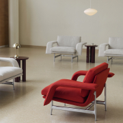 Sofa Meantime Av30 Ecriture 0210 Aluminiowe Nogi Andtradition