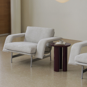 Sofa Meantime Av31 Ecriture 0210 Aluminiowe Nogi Andtradition