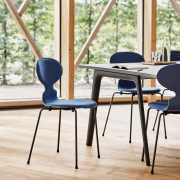Krzesło Ant 3101 Fornir Lakierowany Jasnobeżowy Fritz Hansen
