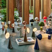 Lampa bezprzewodowa Pose Indigo Tom Dixon