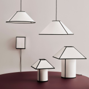 Lampa stołowa Ava Pyramid 45 HAY