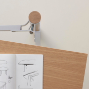Stół Annex Flush 200 cm lakierowany dąb, czerwona podstawa HAY