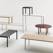 Stół Annex Oblong 220 cm lakierowany dąb, kremowa podstawa HAY