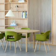 Krzesło Layout 224 naturalny dąb, Hallingdal 220 HAY