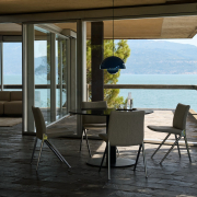 Krzesło Kape IF7 podstawa czarna - tapicerka Grain 61252 Andtradition