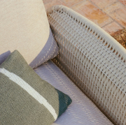 Sofa ogrodowa Alipa 3-osobowa ecru kave home