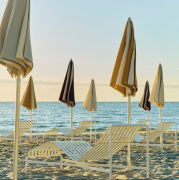 Parasol ogrodowy Terrazza Hexagon burgundowy HAY