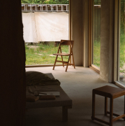 Krzesło składane Flat naturalne Frama