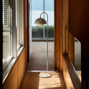 Lampa podłogowa Flowerpot VP12 musztardowa Andtradition