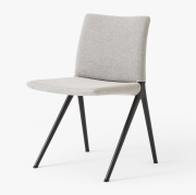 Krzesło Kape IF7 podstawa czarna - tapicerka Clay 0003 Andtradition