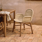 Krzesło ogrodowe Alipa z podłokietnikiem Ecru Kave Home