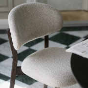 Krzesło Patterson beżowe - drewno dębowe brązowe Rowico