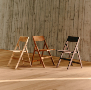 Krzesło składane Flat brązowe Frama
