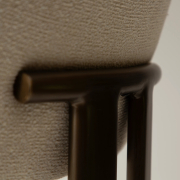 Krzesło Duct z podłokietnikiem bouclé Simply beige - brązowe nogi Dan-Form