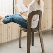 Krzesło Olivia ciemny dąb Design House Stockholm