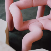 Krzesło ergonomiczne Ekstrem różowe Knit 017 blossom Varier