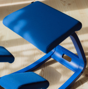 Krzesło ergonomiczne Variable Monochrome niebieskie Varier