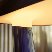 Lampa przenośna Rumee 220 niebieska Louis Poulsen
