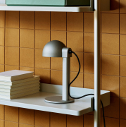 Lampa stołowa Posto HAY