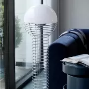 Lampa podłogowa Wire Verpan