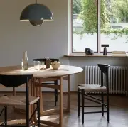 Lampa stołowa Caret MF1 ciemny burgund Andtradition
