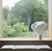 Ławka Georg dąb naturalny-lniana poduszka Skagerak