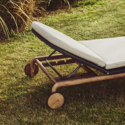 Leżak ogrodowy Alipa ciemnoszary kave home