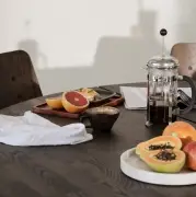 Stół Carradale 150 cm dębowy brązowy Rowico