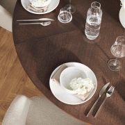 Stół Piro 125 cm ciemny dąb Bolia
