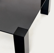 Stolik kawowy Adularia 85 cm ciemnoszary kave home