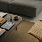 Stolik kawowy Fly SC11 dąb olejowany-czarny marmur Andtradition