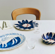 Talerz La Pittura 28 cm Deep Blue Flower HAY