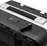 Walizka Ramverk Pro Carry-on Front-access Silver DB Journey
