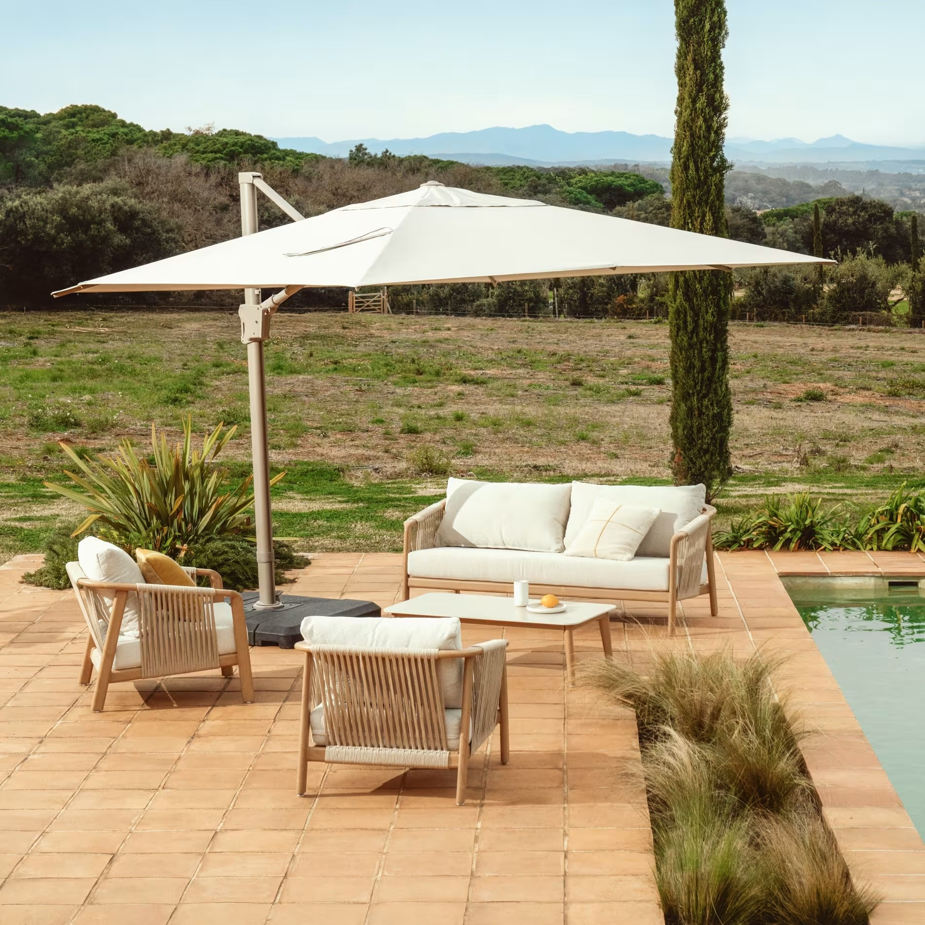 Zestaw Ogrodowy Sirte Kave Home